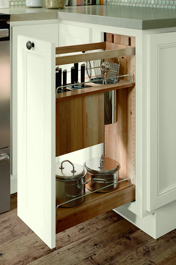 Thomasville - Organization - Base Utensil Pantry Pullout with Knife Block