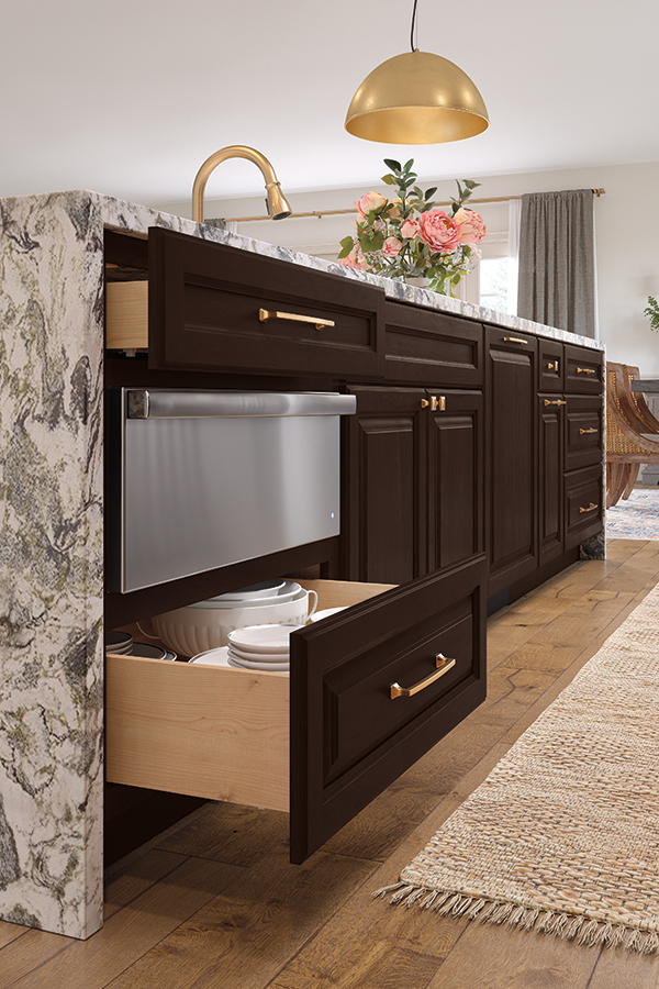 Plaza Cherry Kitchen in Trestle - Thomasville